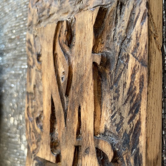 COTTAGECORE HANDMADE HAND-CARVED ARTISIAN ONE OF A KIND WOOD LETTER “M” - Picture 3 of 4